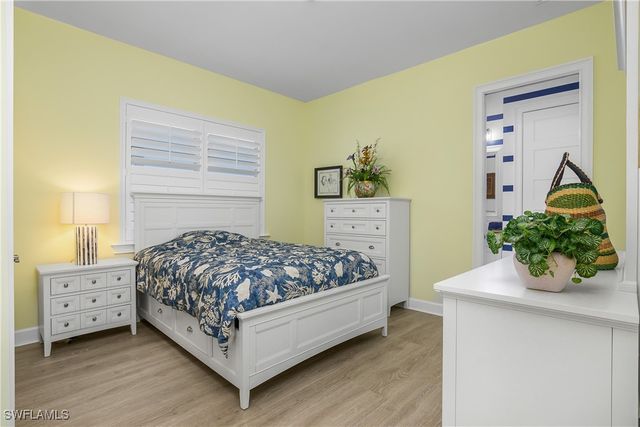 6303 Antigua WAY, Naples, FL 34113