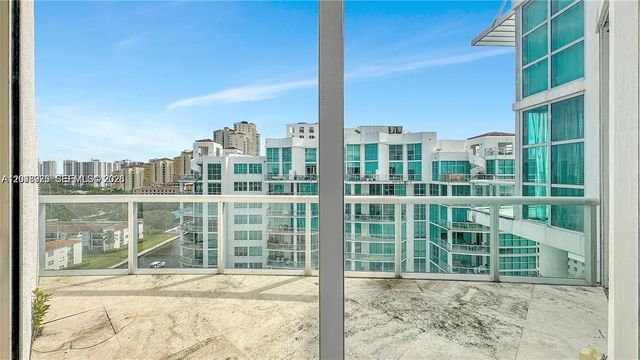 3131 NE 188th St 1-1205, Aventura, FL 33180