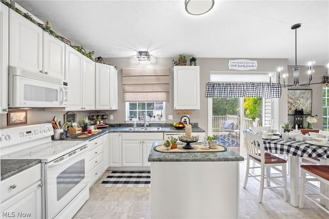 101 Colonial Drive, Painesville Twp, OH 44077