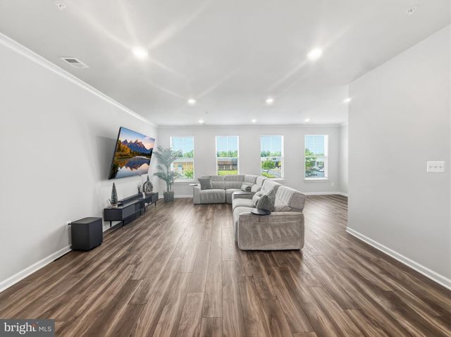 14915 RIVER WALK WAY, Woodbridge, VA 22191