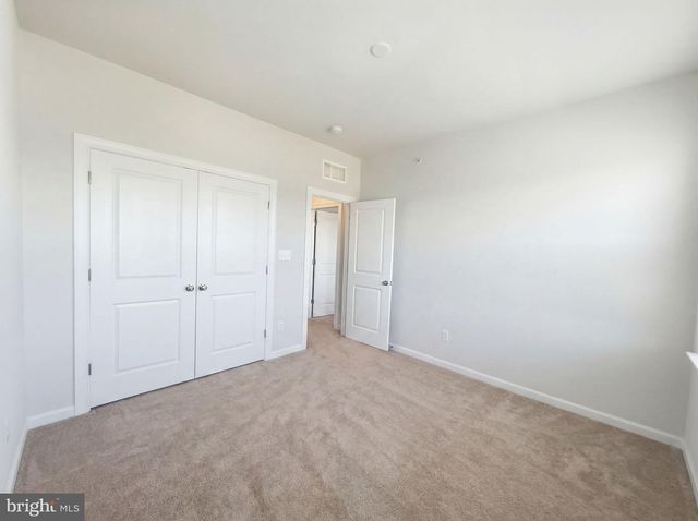 14915 RIVER WALK WAY, Woodbridge, VA 22191