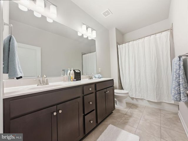 14915 RIVER WALK WAY, Woodbridge, VA 22191