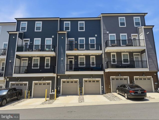 14915 RIVER WALK WAY, Woodbridge, VA 22191
