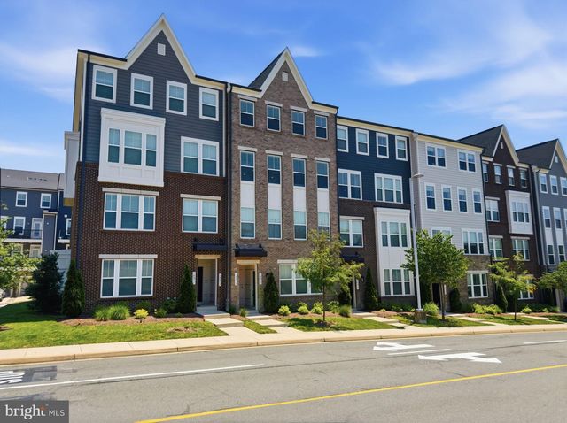 14915 RIVER WALK WAY, Woodbridge, VA 22191