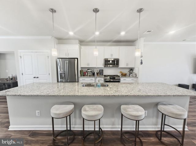 14915 RIVER WALK WAY, Woodbridge, VA 22191