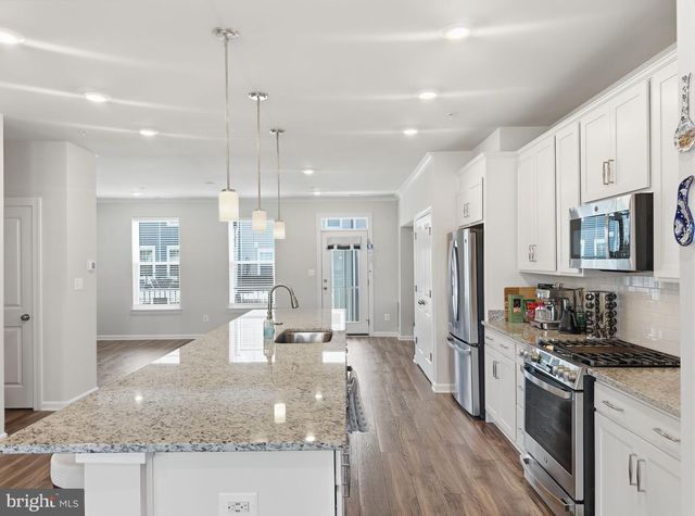 14915 RIVER WALK WAY, Woodbridge, VA 22191
