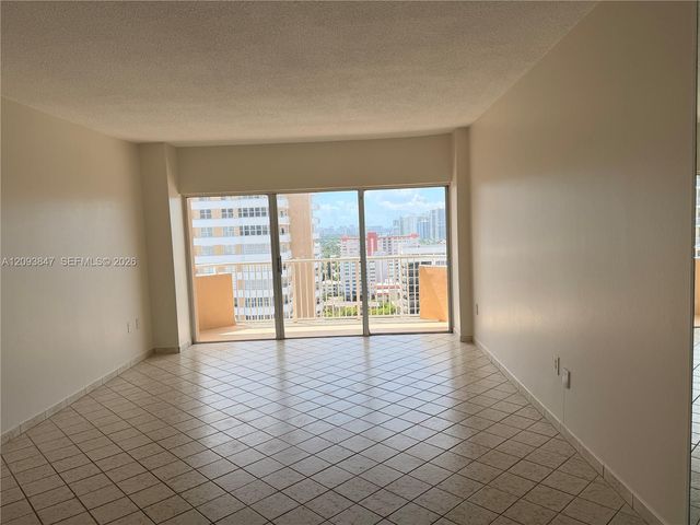 1965 S Ocean Drive 18C, Hallandale Beach, FL 33009