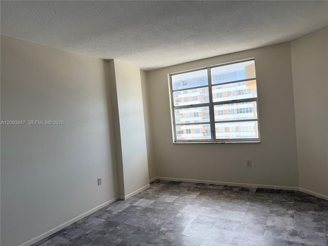 1965 S Ocean Drive 18C, Hallandale Beach, FL 33009