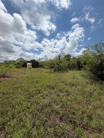 1024 Glen Road, Weatherford, TX 76087