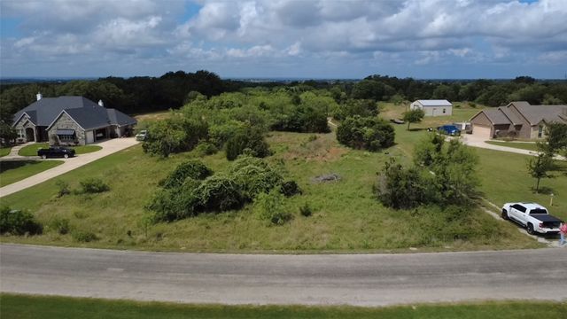 1024 Glen Road, Weatherford, TX 76087