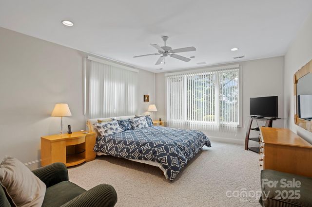 101 Beckwood Court, Flat Rock, NC 28731