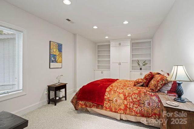 101 Beckwood Court, Flat Rock, NC 28731