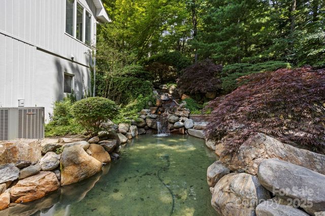 101 Beckwood Court, Flat Rock, NC 28731