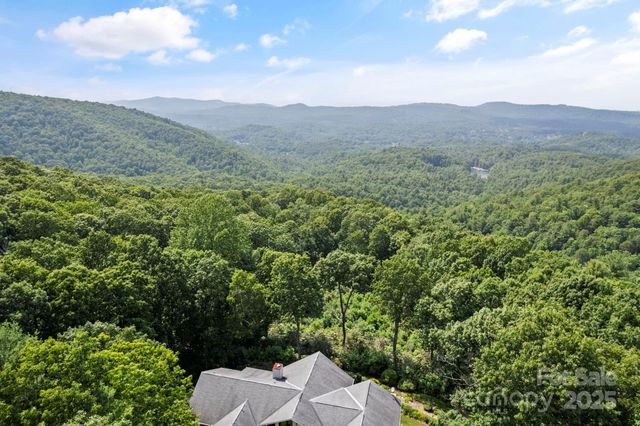 101 Beckwood Court, Flat Rock, NC 28731