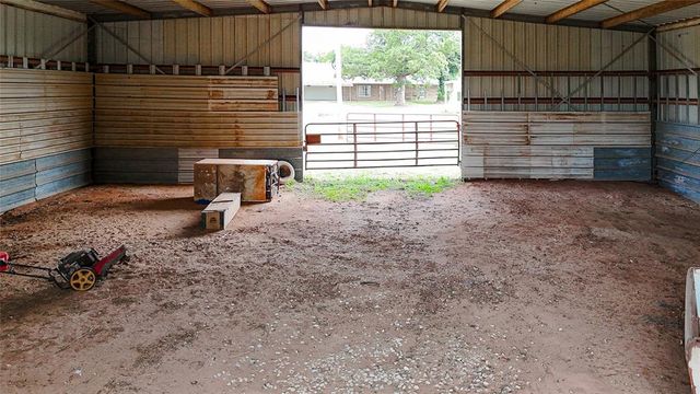 334169 E 1010 Road, Harrah, OK 73045
