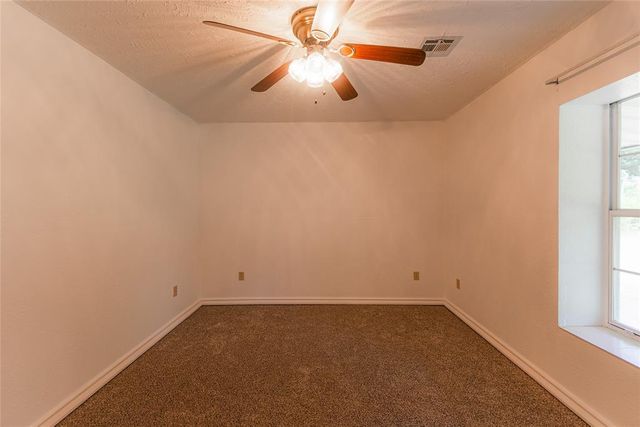 334169 E 1010 Road, Harrah, OK 73045