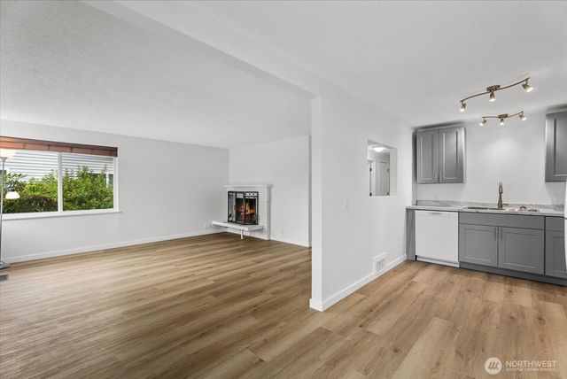 31344 13th Ave S, Federal Way, WA 98003
