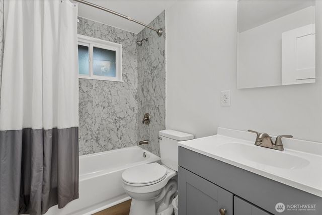 31344 13th Ave S, Federal Way, WA 98003