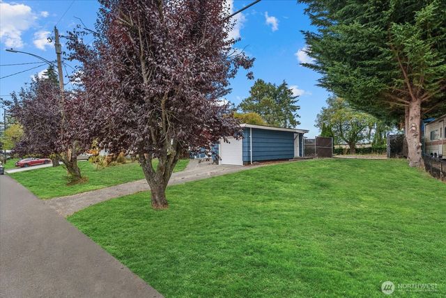 31344 13th Ave S, Federal Way, WA 98003