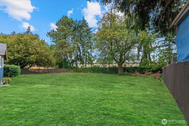 31344 13th Ave S, Federal Way, WA 98003
