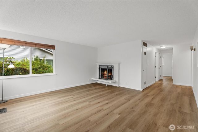 31344 13th Ave S, Federal Way, WA 98003