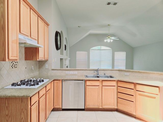 2004 Saint Anne Drive, Allen, TX 75013