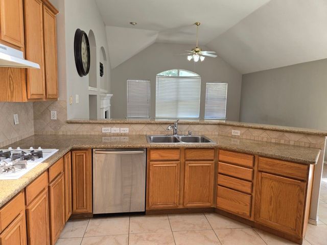 2004 Saint Anne Drive, Allen, TX 75013