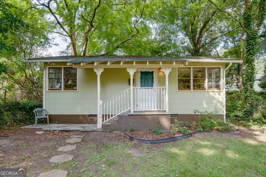 1318 Elizabeth Lane B - REAR, East Point, GA 30344