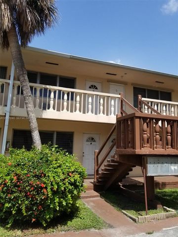 280 SW 11th Ave 18, Hallandale Beach, FL 33009