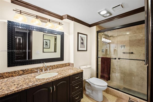 1800 NE 114th St 1710, Miami, FL 33181