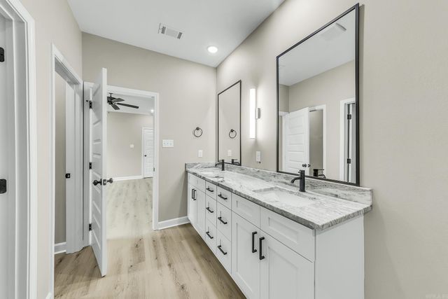 23 Wolfsbridge Loop, Cabot, AR 72023