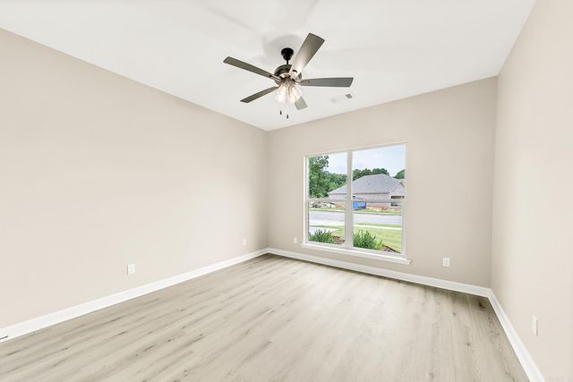 23 Wolfsbridge Loop, Cabot, AR 72023