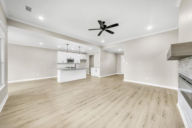 23 Wolfsbridge Loop, Cabot, AR 72023