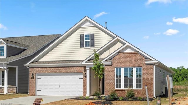 106 Mary Montrose Boulevard, Jamestown, NC 27282