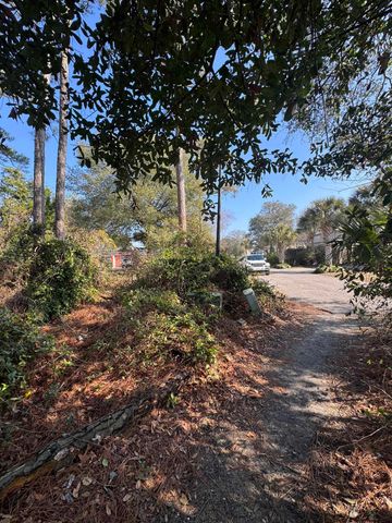 958 Tiffany Ln., North Myrtle Beach, SC 29582