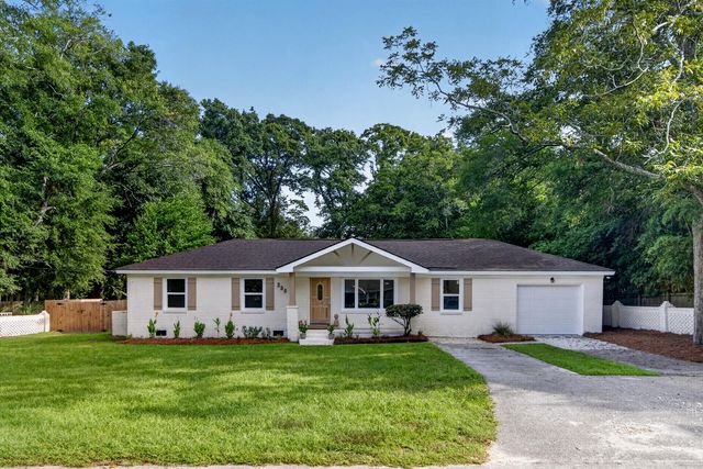 238 6th Avenue, Mount Pleasant, SC 29464