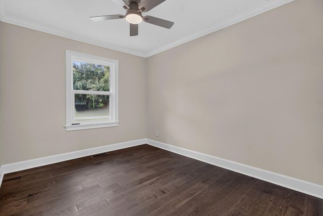 238 6th Avenue, Mount Pleasant, SC 29464