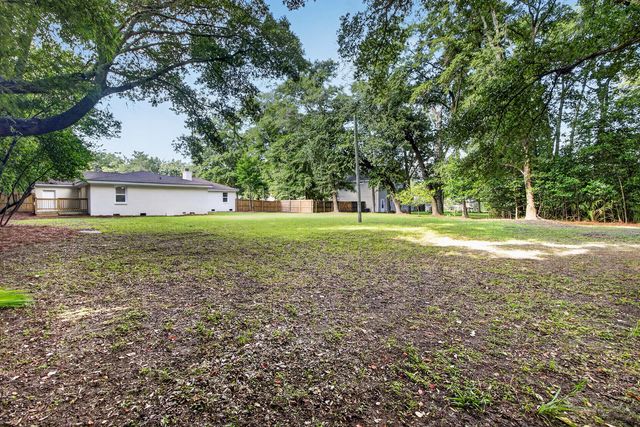 238 6th Avenue, Mount Pleasant, SC 29464
