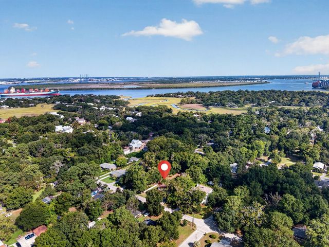 238 6th Avenue, Mount Pleasant, SC 29464