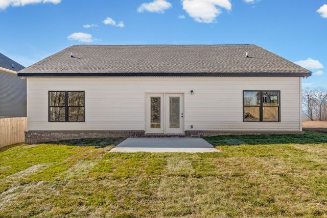 495 Ridge Top Ct, Clarksville, TN 37040