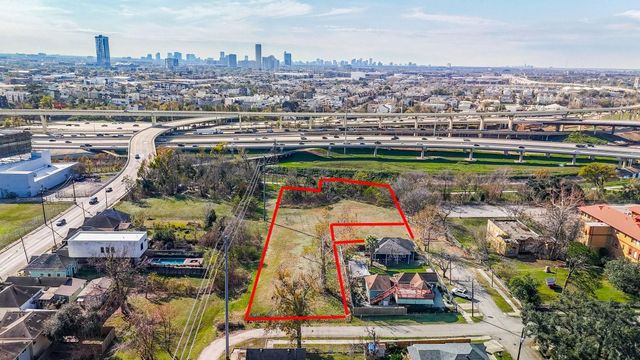 1917 Thomas Street, Houston, TX 77009