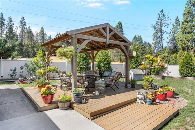 100 Covey Lane, Grants Pass, OR 97527