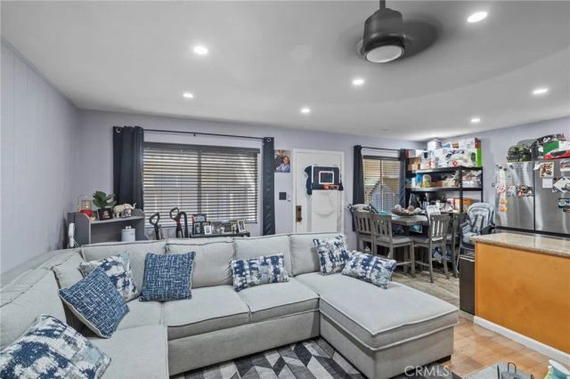3301 Santa Fe Avenue 50, Long Beach, CA 90810