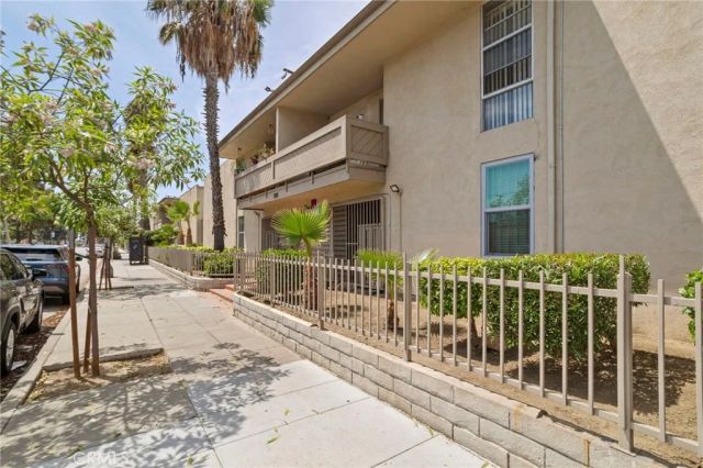 3301 Santa Fe Avenue 50, Long Beach, CA 90810