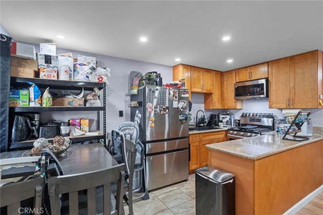 3301 Santa Fe Avenue 50, Long Beach, CA 90810