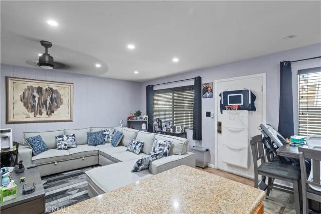 3301 Santa Fe Avenue 50, Long Beach, CA 90810