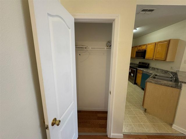 10412 VILLA VIEW CIRCLE 10412, Tampa, FL 33647