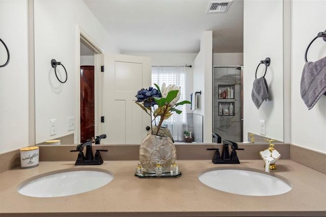 408 Vista Drive, Yukon, OK 73099