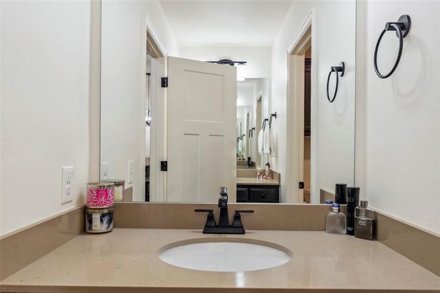 408 Vista Drive, Yukon, OK 73099