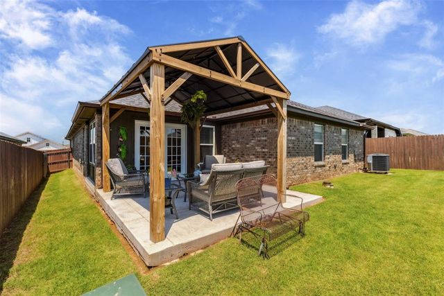 408 Vista Drive, Yukon, OK 73099